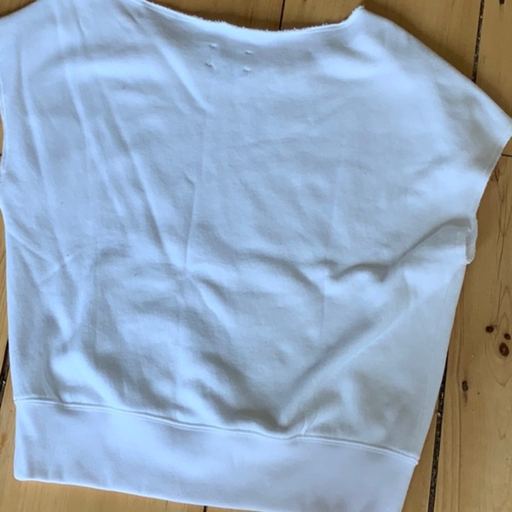 Off-Shoulder Short Sleeve Sweatshirt - White - Picture 6 of 7